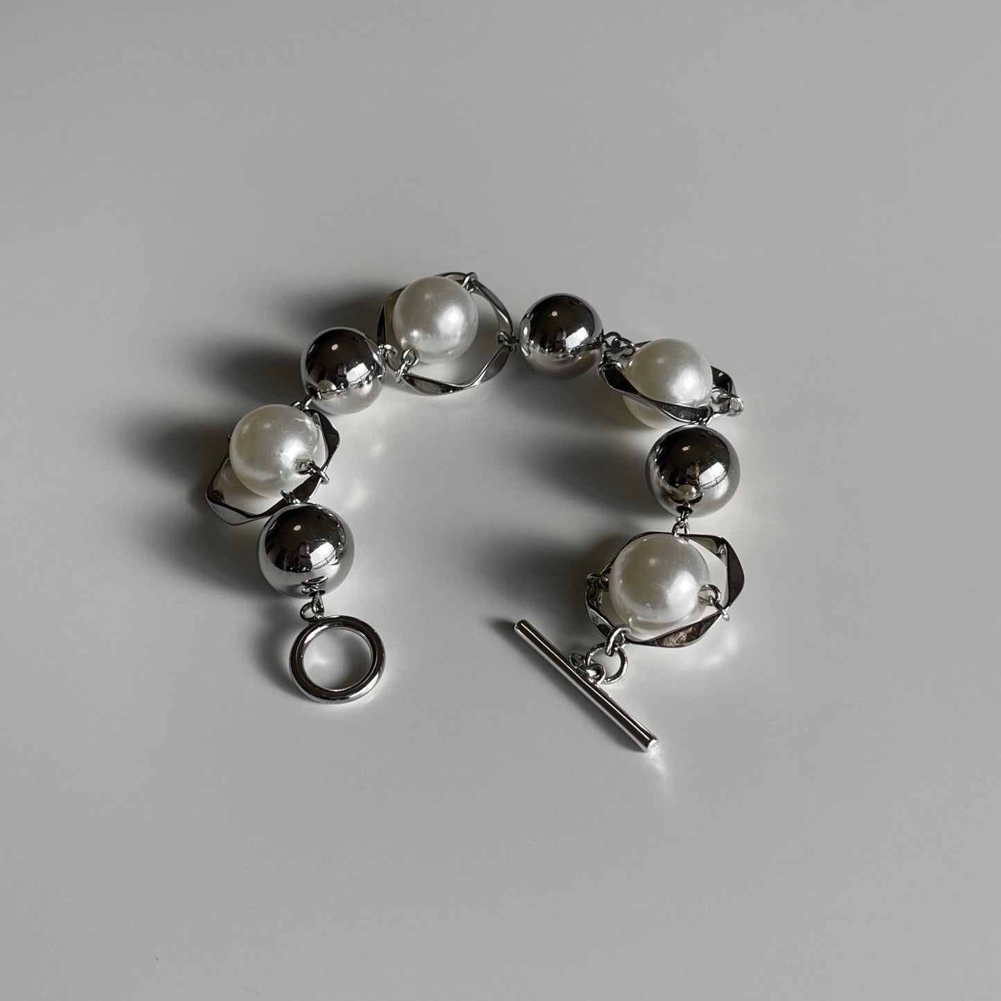Pearl & Silver orb bracelet
