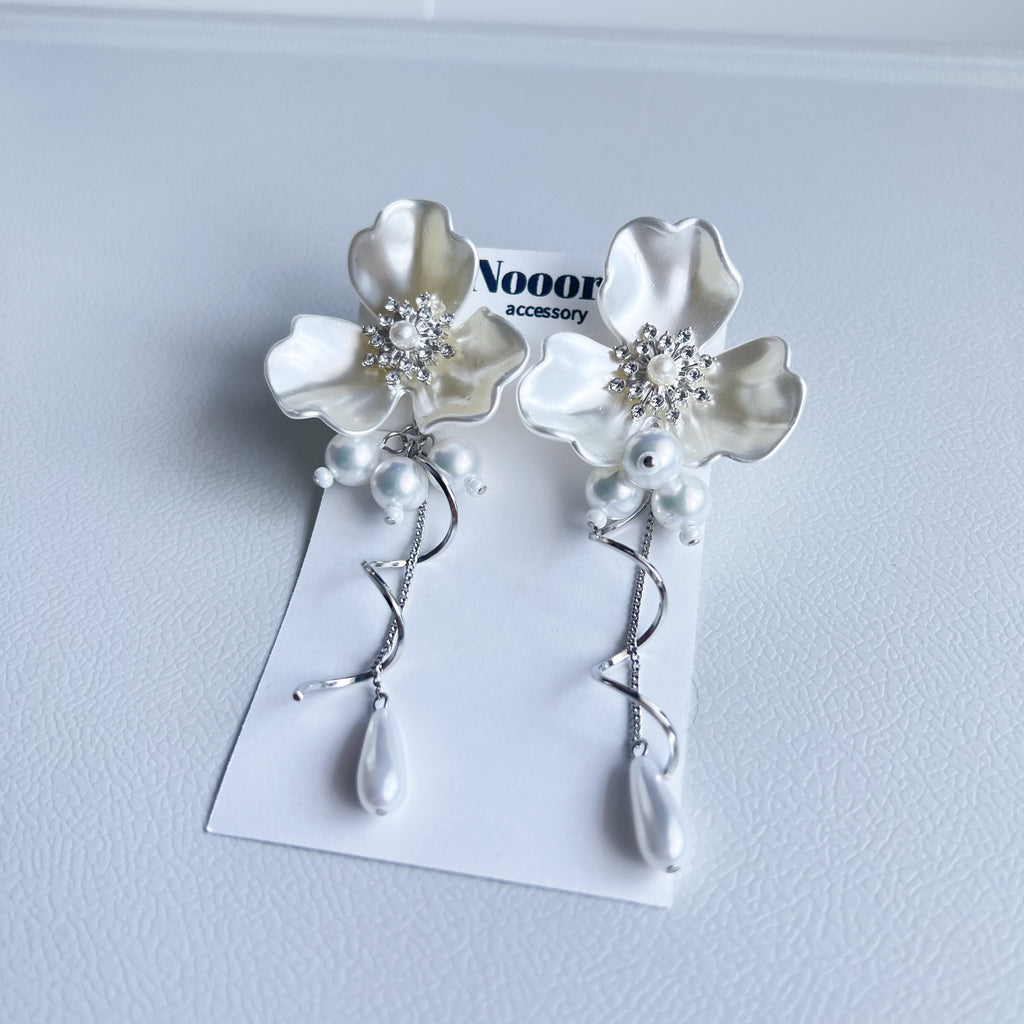 Bigflower silverver.